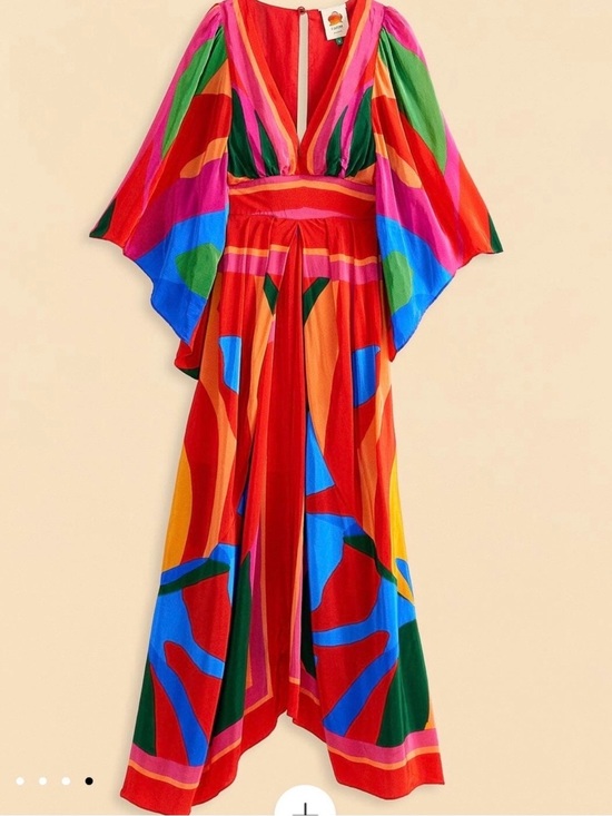 FARM Rio Dresses & Skirts - Farm Rio Tropical Handkerchief Sleeve Midi Dress